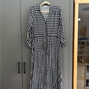 Tylho dress. Size L.  Navy blue and cream pattern.  100% rayon